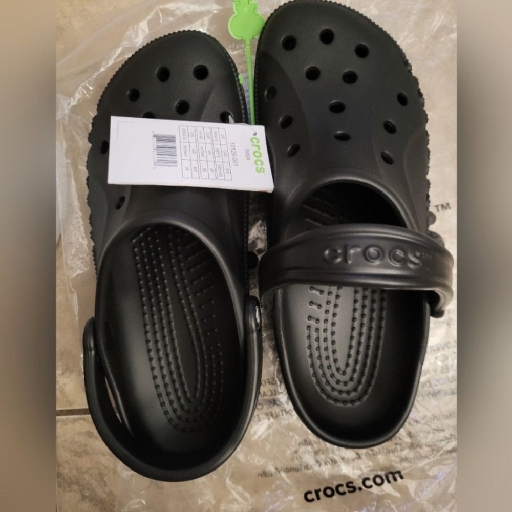 CROCS Classic Baya Clogs